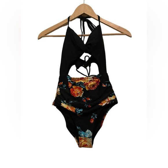 Cupshe Other - NEW CUPSHE XS swimsuit